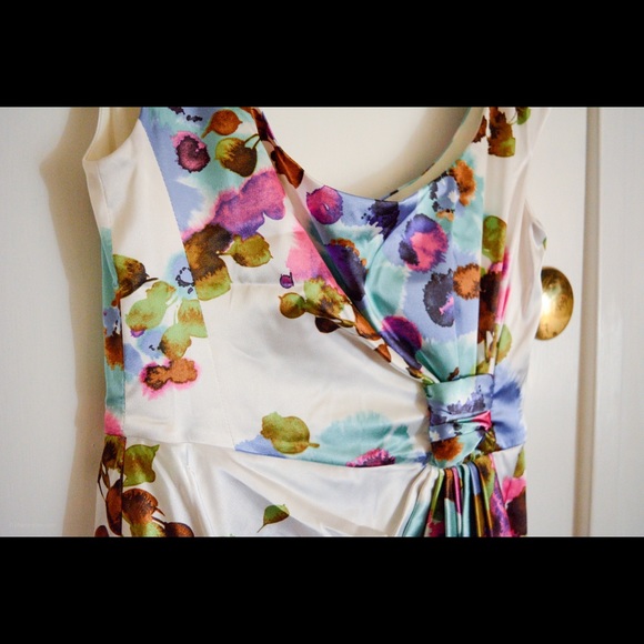 Beautiful Cool Watercolor Floral Dress - Picture 2 of 3